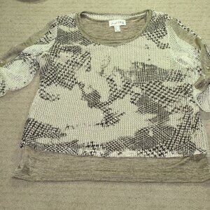 CHIC! Joseph Ribkoff Size 12 Green Cream Mesh 3/4 Sleeve Blouse